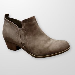 TORRID Faux Suede Zip Bootie, 10